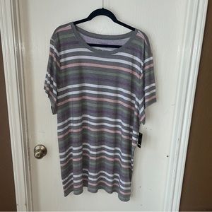 TORRID CLASSIC FIT VINTAGE MULTI-STRIPE TEE SIZE 4 NWT